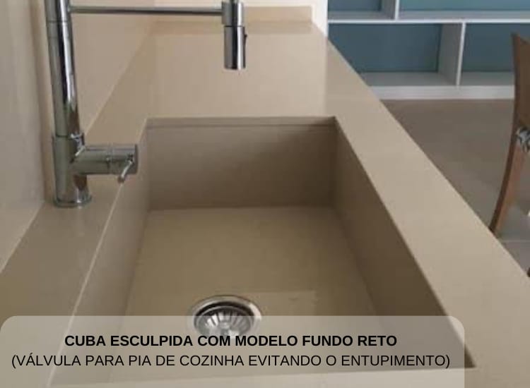 Cuba Esculpida com Modelo Fundo Reto